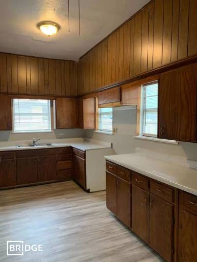 Main picture of 815 S Willow St