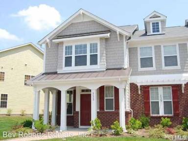 Main picture of 118 Point Comfort Ln