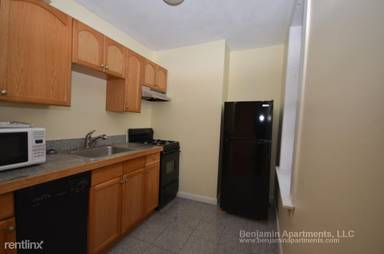 Main picture of 145 Endicott St