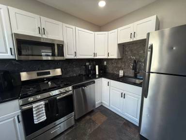 Main picture of 119 1st St