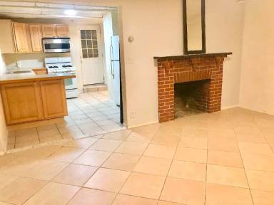 Main picture of 9 Spring St