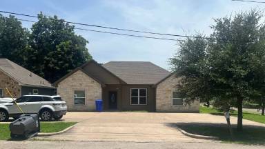 Main picture of 322 Church Ave