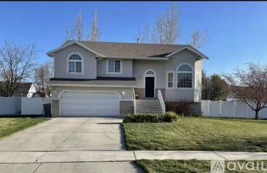 Main picture of 317 W 1400 N