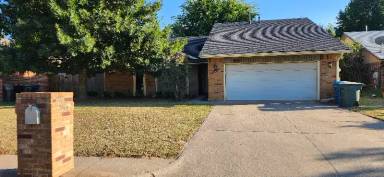 Main picture of 2804 Fairfield Dr