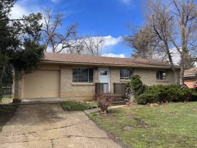 Main picture of 445 S 43rd St