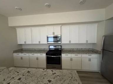 Main picture of 315 Marsh Ln
