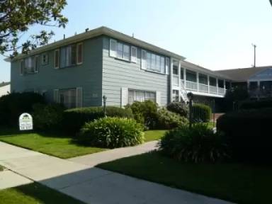 Main picture of 310 W Chapel St