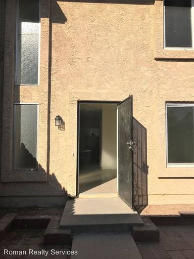 Main picture of 7938 Midhurst Dr