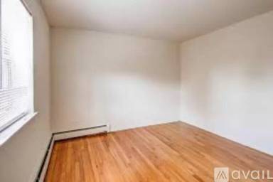 Main picture of 6830 N Sheridan Rd Apartments