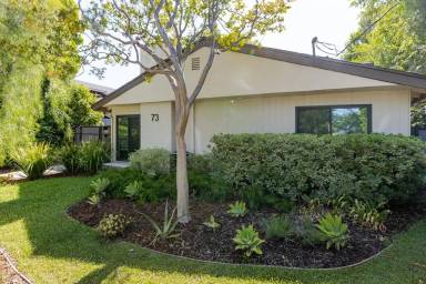 Main picture of 73 S Daisy Ave