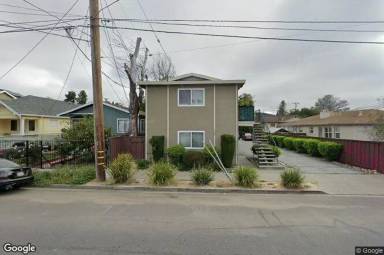 Main picture of 123 S Delaware St