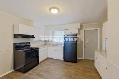 Main picture of 844 Vanderbilt St