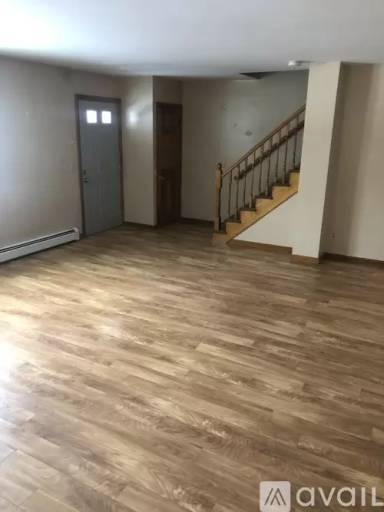 Main picture of 95 Raymond Ave