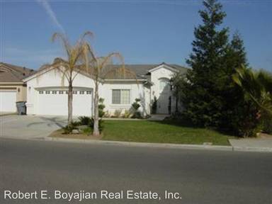 Main picture of 9504 N Woodrow Ave