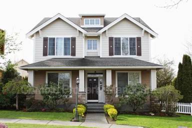 Main picture of 19160 NE 67th Way