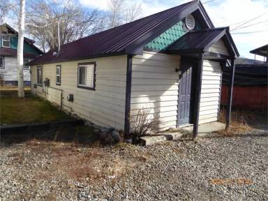 Main picture of 107 N Teller St