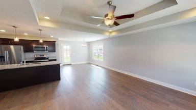 Main picture of 2010 Spring Lakes Cir