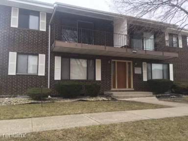 Main picture of 19909 Park Ave