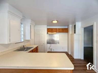 Main picture of 13581 Penrod St