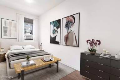 Main picture of 105 Saint Marks Pl