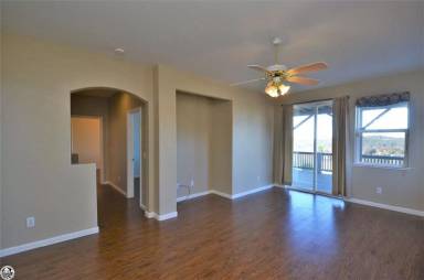 Main picture of 682 Twilight Ct