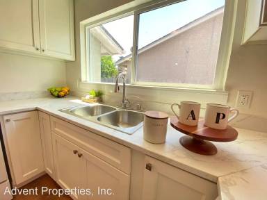 Main picture of 24517 Townsend Ave