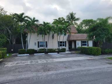 Main picture of 1302 NW 4th Ave