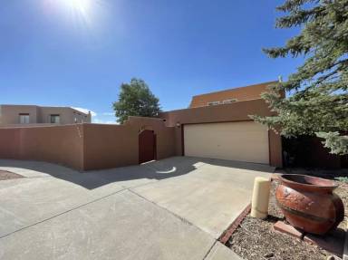 Main picture of 3200 Rinconada Cir