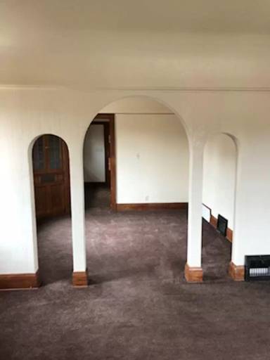 Main picture of 4051 N Elmhurst Rd