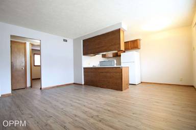 Main picture of 1056 S 29th St