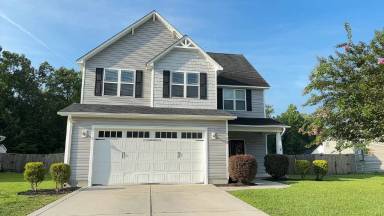 Main picture of 803 Oleander St