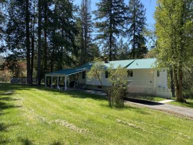 Main picture of 765 Fall Creek Rd