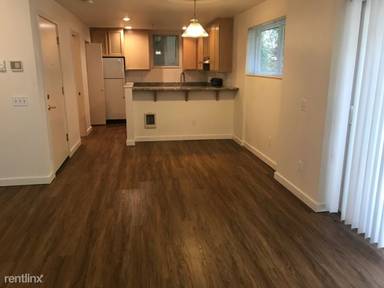Main picture of 925 N 35th St