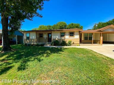 Main picture of 110 Sunset Cir