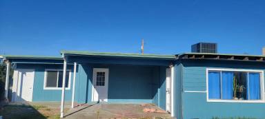 Main picture of 102 W Basic Rd