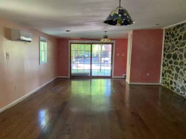 Main picture of 3886A College Ave