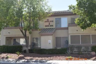 Main picture of Beautiful Second Floor Condo