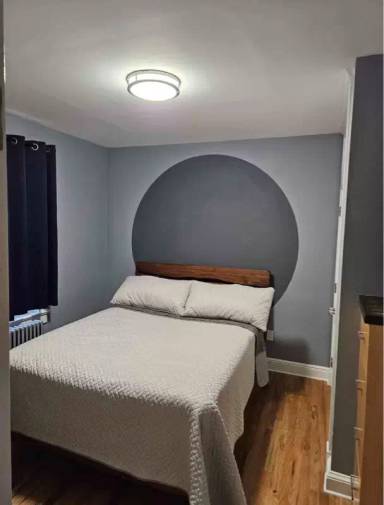 Main picture of 99 Dewitt Pl