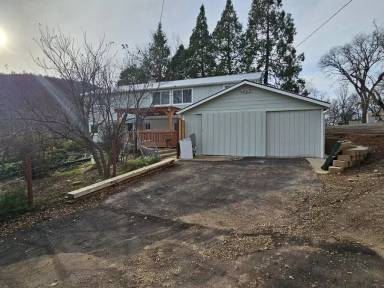 Main picture of 4980 Ponderosa Way