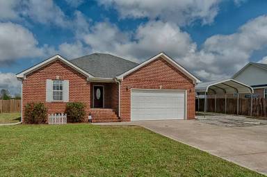 Main picture of 25073 Thach Rd