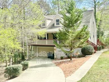 Main picture of 102 Thunderbird Ln