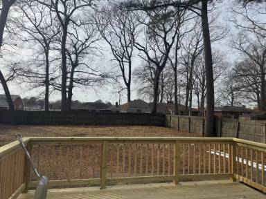 Main picture of 2412 Haywood Ave