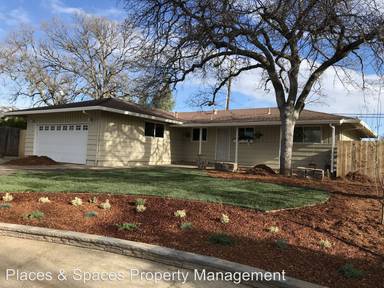 Main picture of 3420 Little St