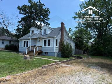 Main picture of 1502 Forest Ave