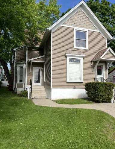 Main picture of 516 Hendee St