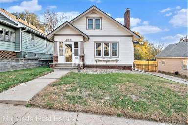 Main picture of 4815 Pierce St