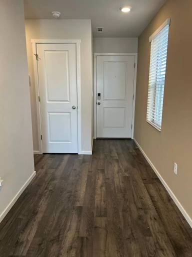 Main picture of 867 S Zeelar St