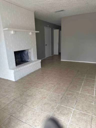 Main picture of 423 Timberline Dr