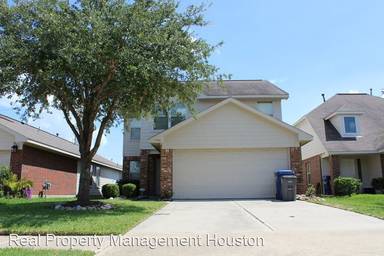 Main picture of 7330 Legacy Pines Dr