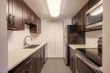 Main picture of 12021 100th Ave NE